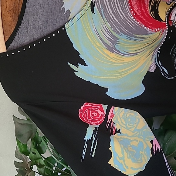 Valentina Rhinestone & Rose's Lady in Red Size M - Picture 3 of 8